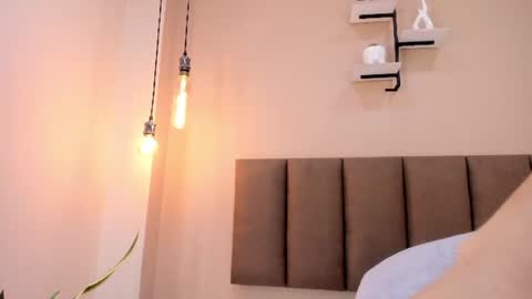 amy__wats0n online show from June 10, 7:13 pm