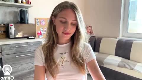 Snapshot of amy_chill chatting on September 29, 11:42 am Amy Chill online show from September 29, 11:42 am