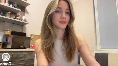 Snapshot of amy_chill chatting on February 18, 3:20 pm Amy Chill online show from February 18, 3:20 pm