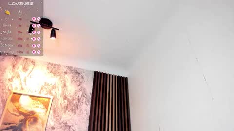 Amy online show from September 18, 8:24 pm