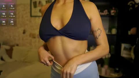 amy_johns_ online show from November 7, 2:52 pm