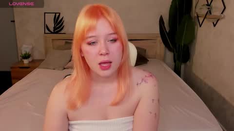 Amy online show from December 18, 12:28 am