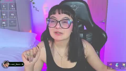 Hello I am Allison Welcome to my room and let is  have a good time together whith me online show from August 4, 10:06 pm
