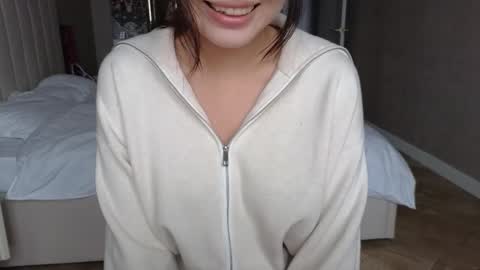 girl next door named Amy online show from October 1, 8:35 am