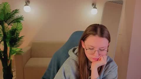 amycherryberry online show from November 6, 3:09 am