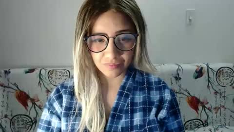 amycosplay99 online show from January 17, 2:08 am