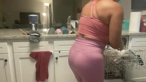 Amy Smilez online show from September 18, 3:05 pm