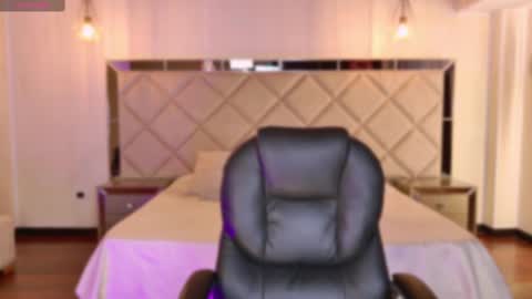 AMY WALKER online show from March 6, 10:09 am