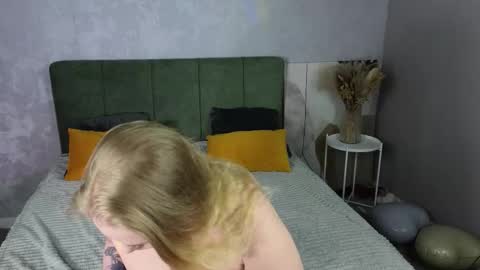 Amy online show from February 26, 2:04 am