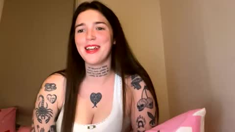 Amyyyoxxo online show from February 24, 8:25 pm