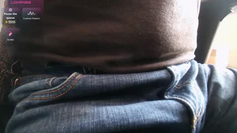 A online show from March 11, 11:44 am