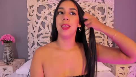 Ana Gonzalez online show from May 4, 8:59 pm
