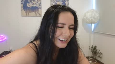 Ana Melissa online show from December 22, 7:10 pm