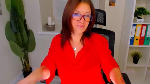 Ana online show from October 11, 3:15 pm