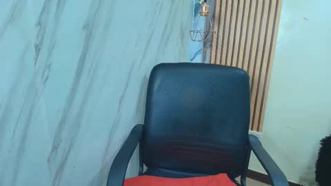 Anabella online show from March 13, 12:30 pm