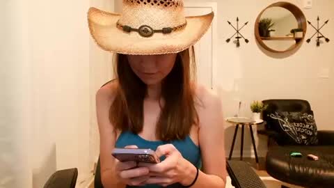 Anabelleleigh online show from July 19, 2:14 am