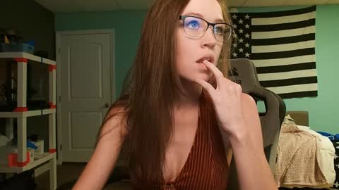 Anabelleleigh online show from September 13, 2:25 am