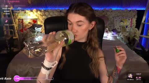 Nika online show from April 4, 2:02 pm