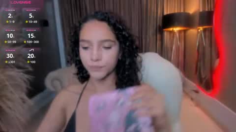 Anahi Curlie online show from July 25, 11:08 am