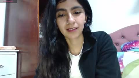 Anahi Browns online show from December 18, 8:37 pm