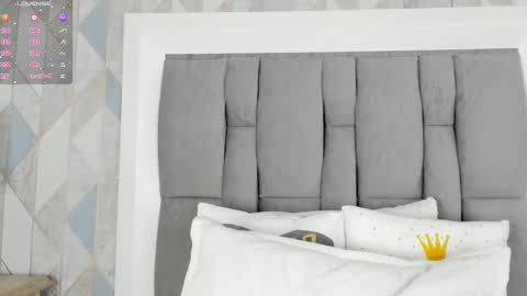   online show from September 24, 11:28 am