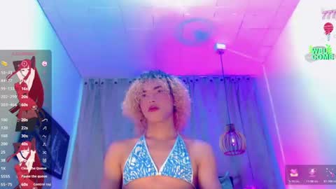 anais_velvet_ online show from June 15, 7:28 pm
