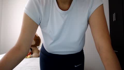anaju26 online show from June 16, 1:59 pm