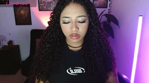      help me to get 100 thumps up  online show from December 1, 4:54 am