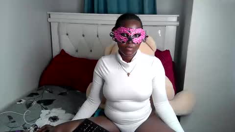 anakiss7 online show from March 7, 7:47 pm