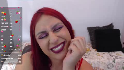 Analia online show from March 8, 8:03 pm