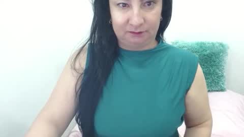 anamaria288 online show from May 24, 7:26 am