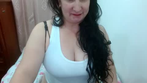 anamaria288 online show from July 17, 11:39 pm