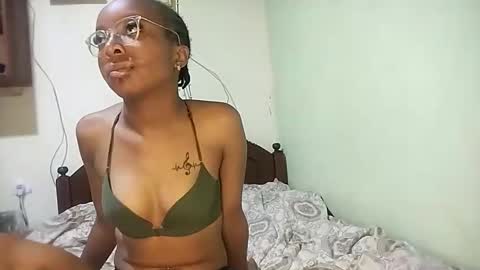 Ananablossomo online show from October 1, 6:23 am