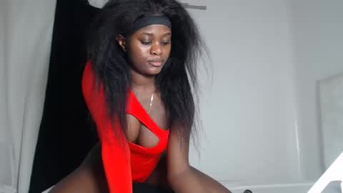 mayah online show from November 13, 1:30 am