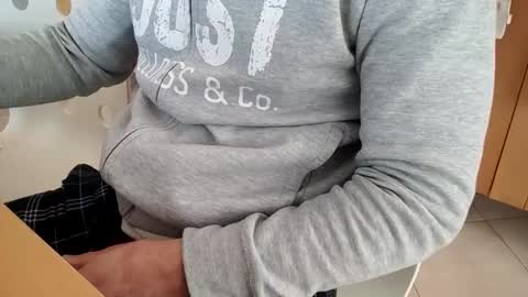 andrea_feetlover online show from November 6, 7:00 am