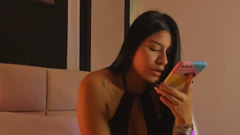 andrea online show from February 2, 4:15 am