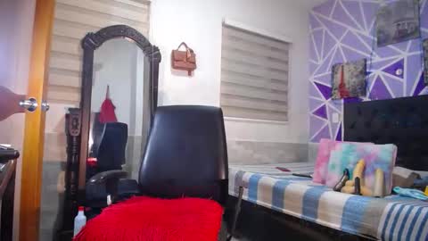 Snapshot of andrea_ospina1 chatting on September 13, 1:24 pm andrea ospina1 online show from September 13, 1:24 pm