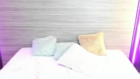 Andrea online show from May 23, 1:01 am