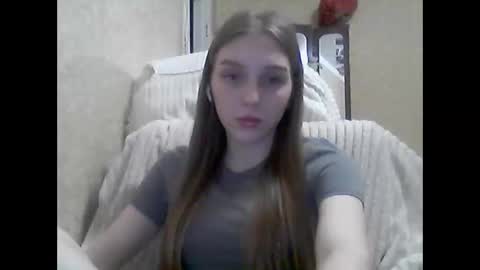 AndreaxHoney online show from March 6, 3:35 pm