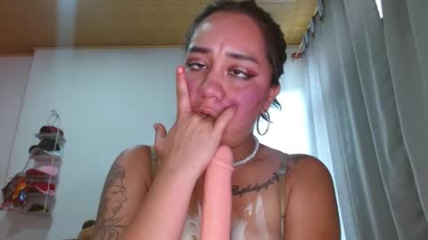 Andre online show from February 21, 8:05 pm