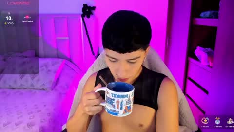 Andrew online show from June 5, 6:52 am