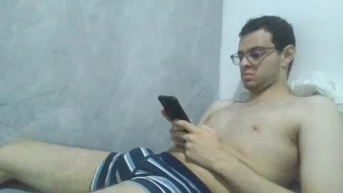 andres129494 online show from May 6, 2:28 am