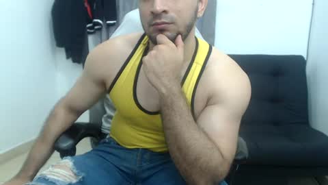 andres180950734 online show from July 28, 10:42 pm