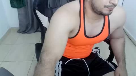 andres180950734 online show from February 28, 1:20 am