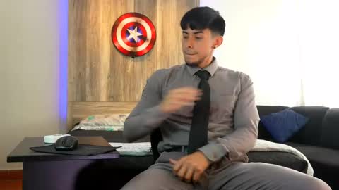 Andrew online show from February 20, 6:46 pm