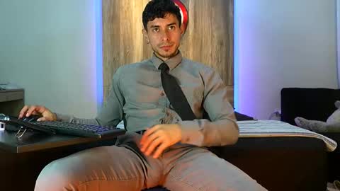 Andrew online show from October 12, 6:17 am