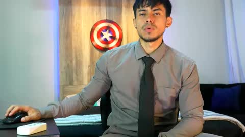 Andrew online show from February 13, 1:50 am