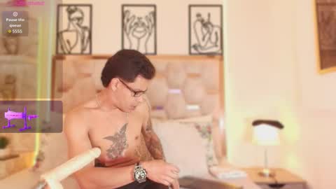 andrew_haalls online show from January 11, 8:26 pm