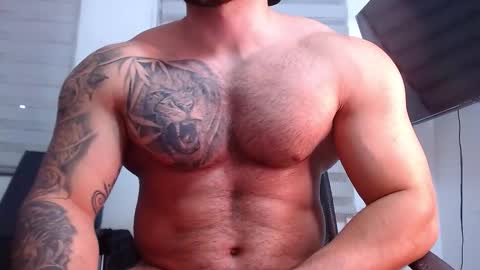 andrew_holden__ online show from February 19, 12:54 am