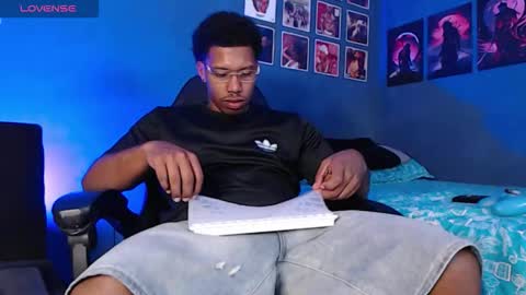 Andrew online show from November 10, 4:37 am